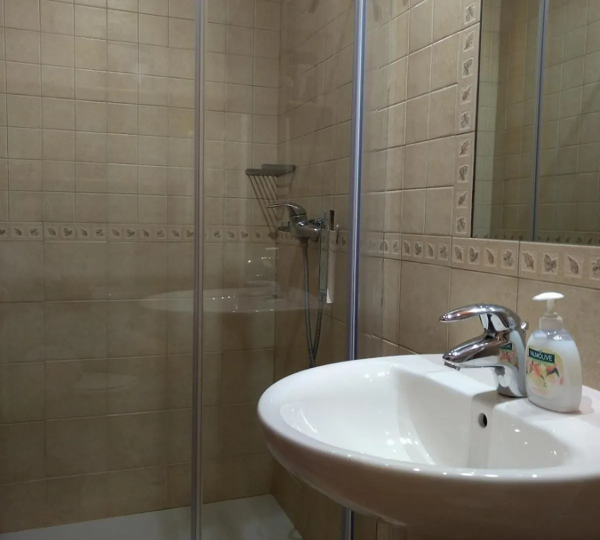 Gessa Apartament Amb Jardi